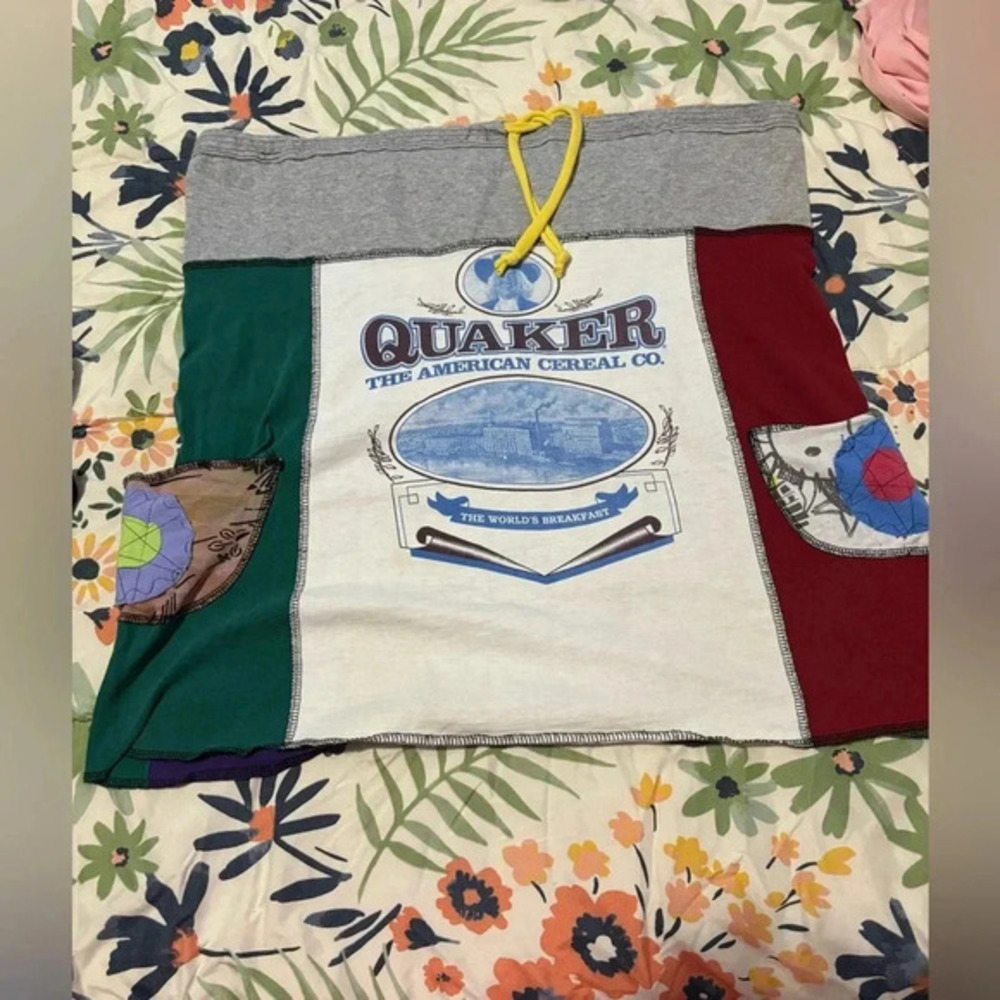 A Vintage Past with a Funky Future Quakers Oats Handmade T-shirt skirt